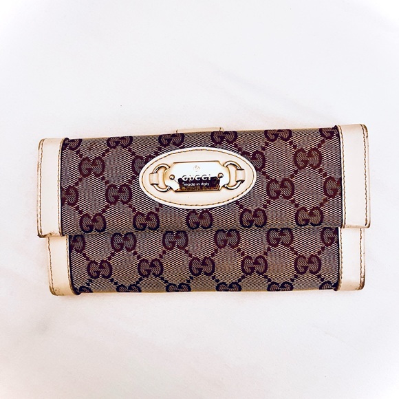 Gucci Beige GG Wallet - Picture 1 of 10